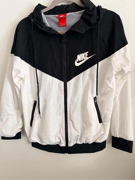 Nike Other - Nike Windrunner Hooded Windbreaker Jacket Youth Large